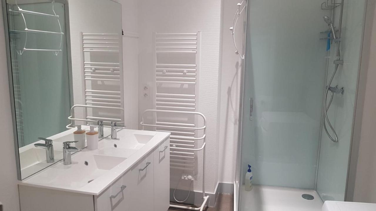 Hyper Centre - 3 Chambres - Gare - Wifi - Cosy Bourg-en-Bresse Exterior photo
